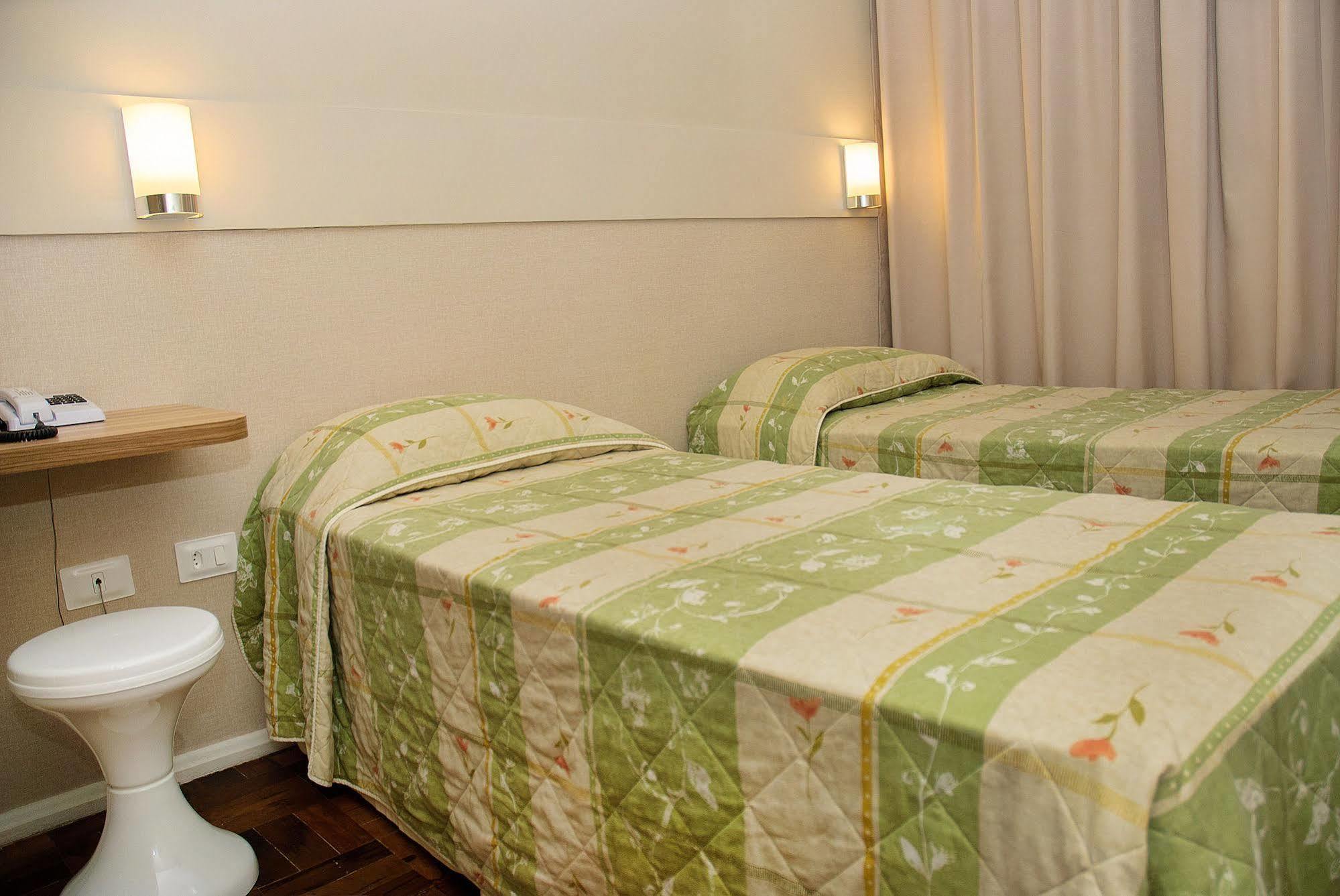 Hotel Lumini 库里提巴 外观 照片